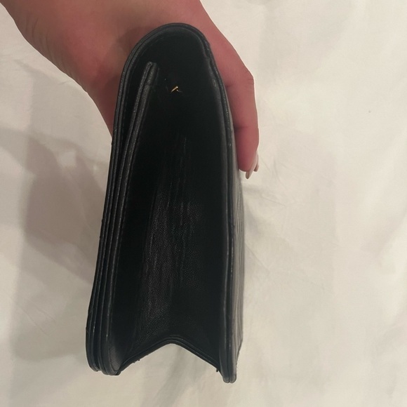 CHANEL Vintage Quilted Lambskin Full Flap Bag Black - Picture 5 of 14